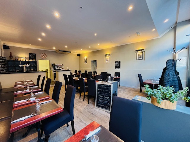 Location Commerce Lille 73m² 2