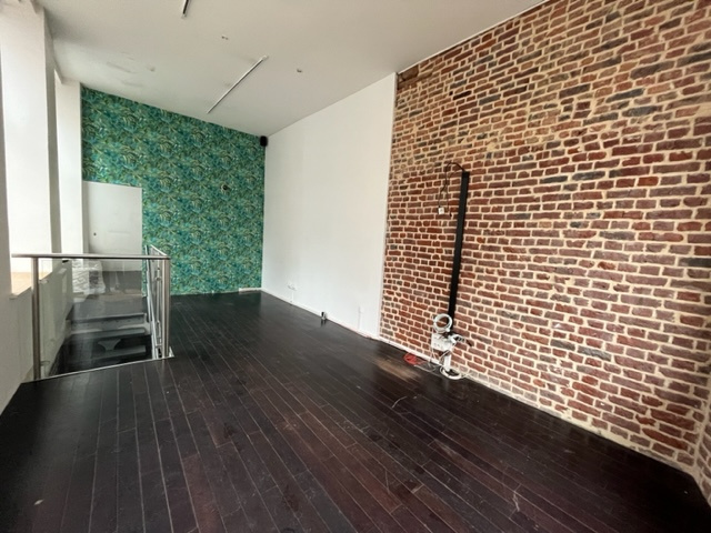 Location Commerce Lille 75m² 2