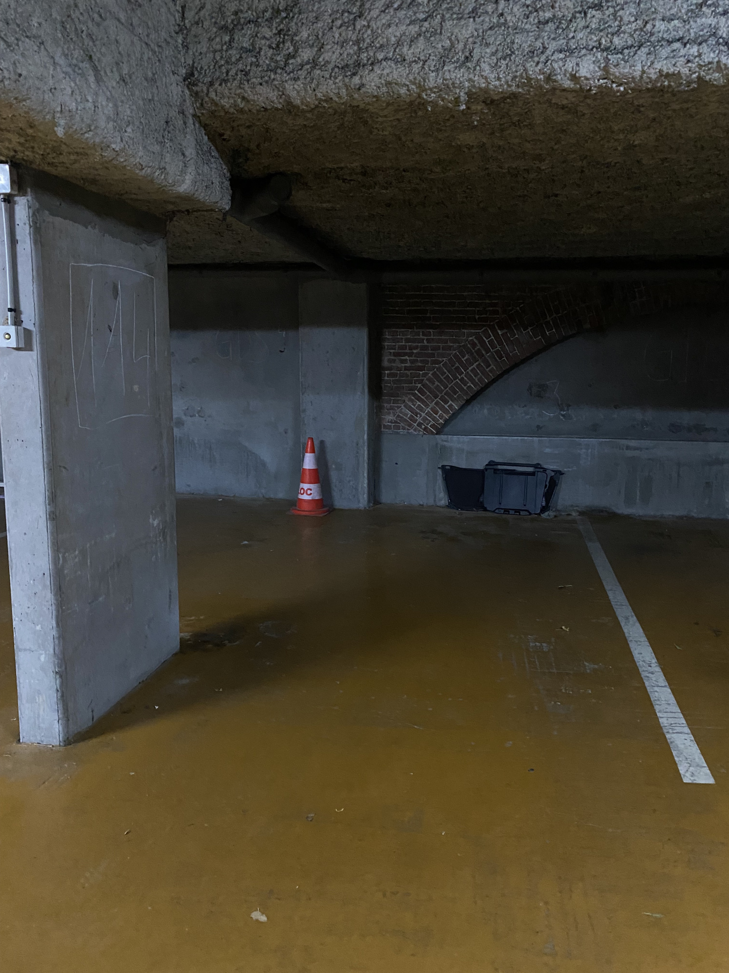Location Parking/box Lille 4