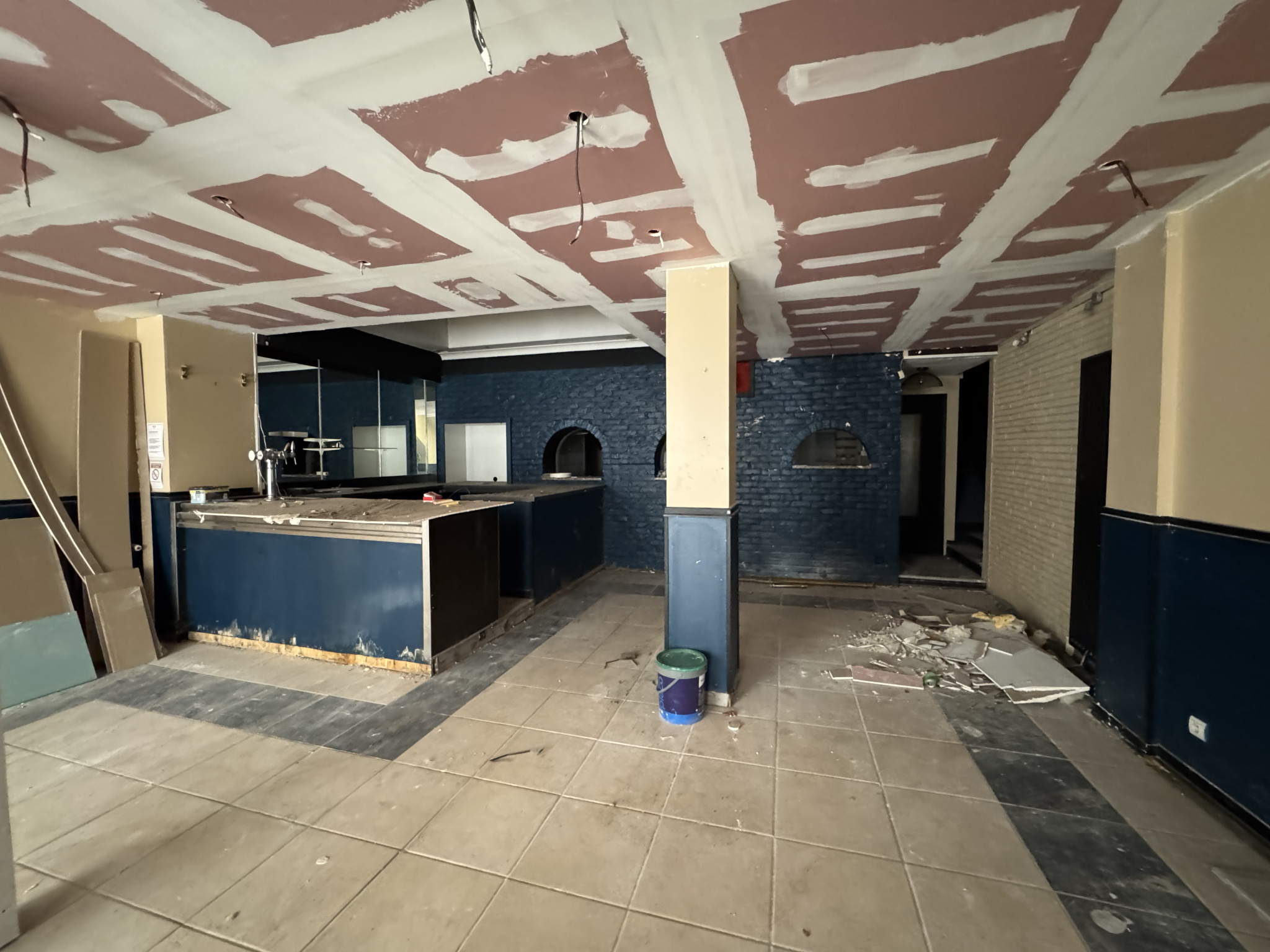 Location Commerce 105m² Roubaix 1