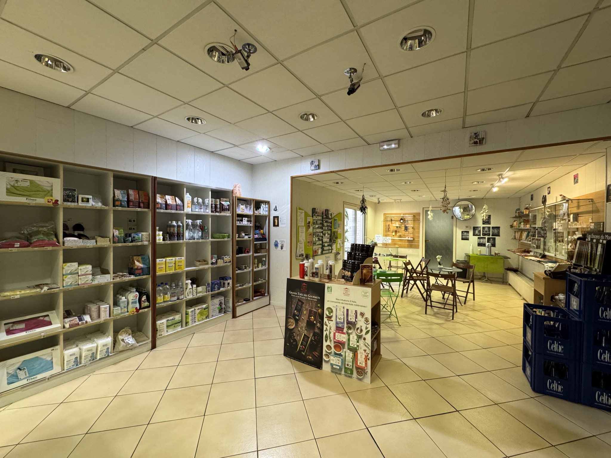 Location Commerce 155m² Lille 6