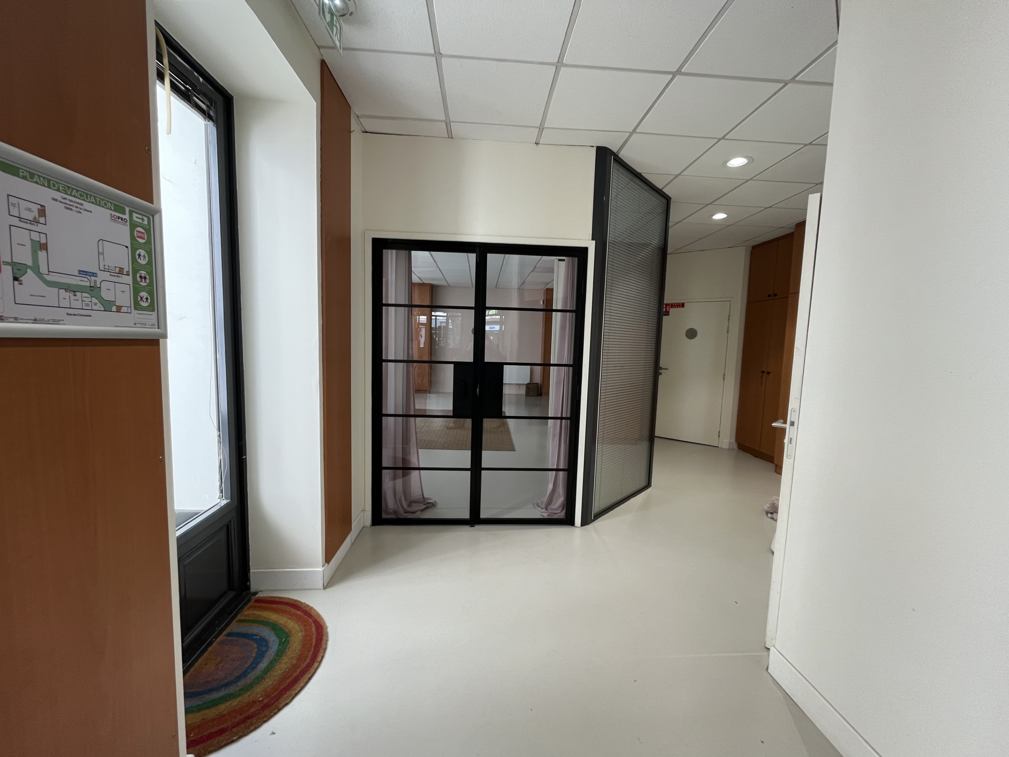 Location Commerce 263m² Lille 6